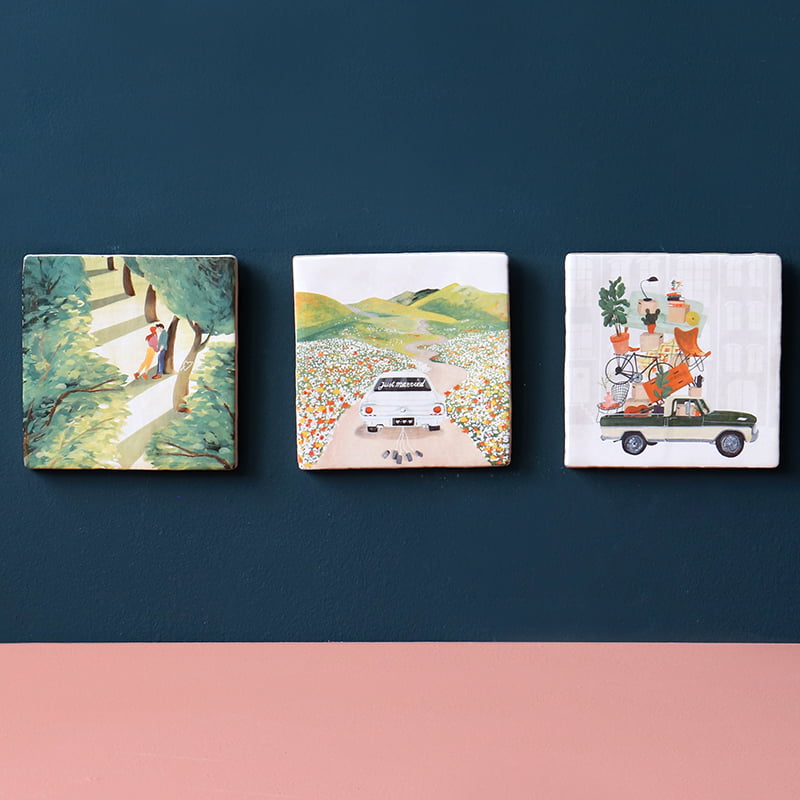 Nieuw huis cadeau tegeltjes met natuur- en verhuisafbeeldingen aan muur