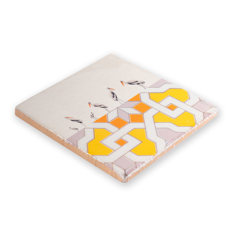 Tegeltje vogels mozaïek met kleurrijk geometrisch patroon linksonder