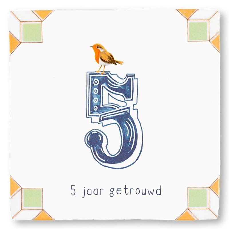 Jubileumcadeau tegeltje met vogel op jaartal, sierlijk hoekpatroon