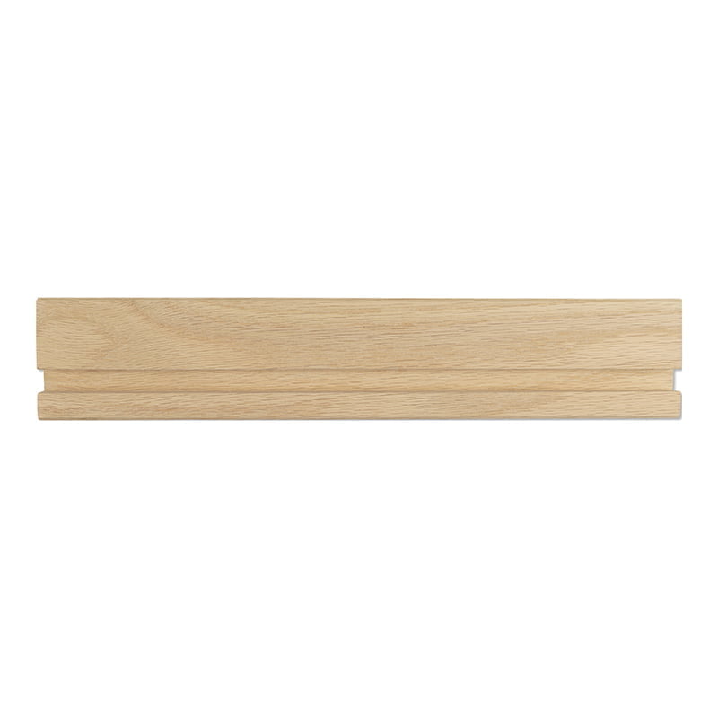 Houten wandplank voor presentatie van één tegel
