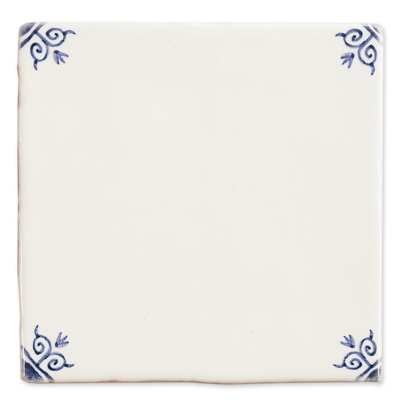 Wit tegeltje met blauwe decoratieve hoekmotieven, eenvoudig ontwerp