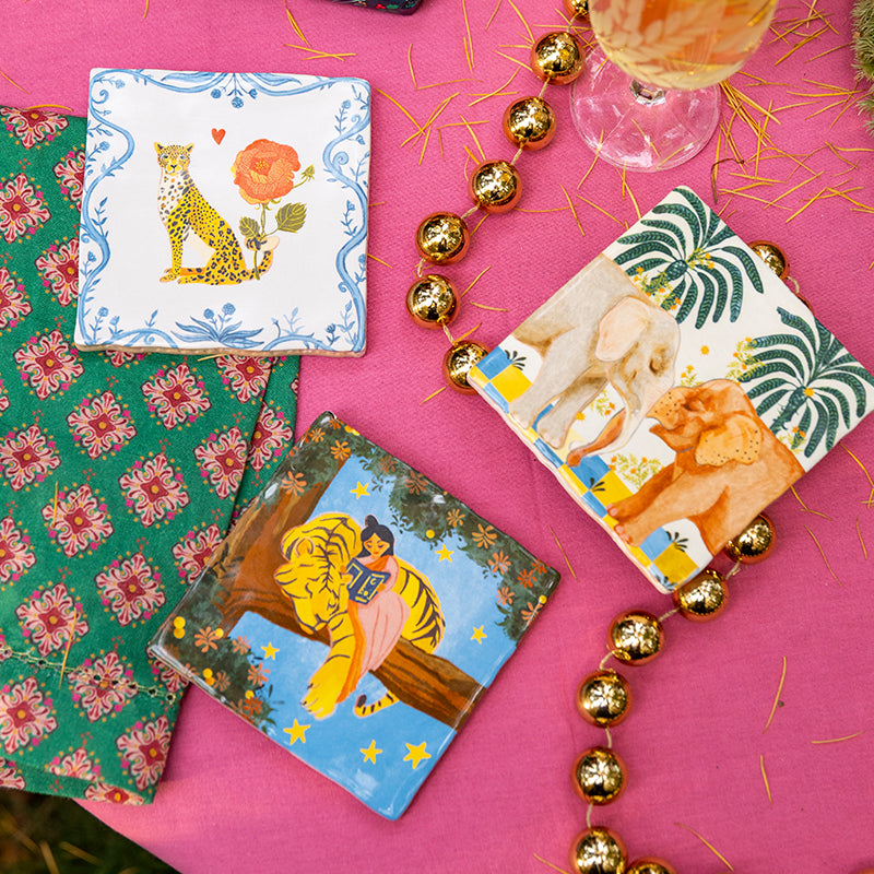 Dierentegeltjes liggend