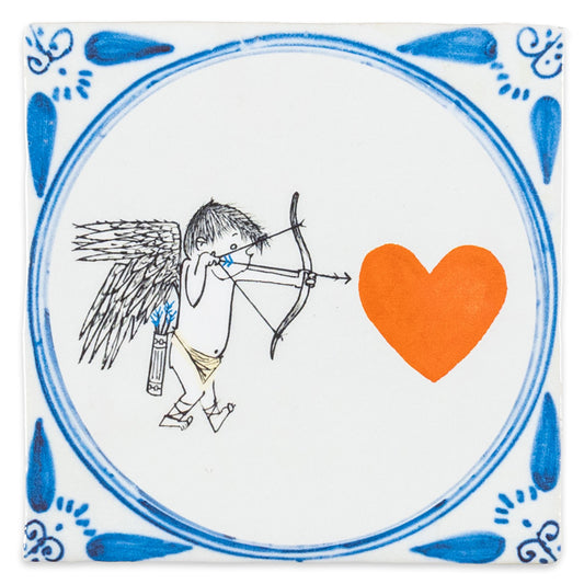 StoryTiles tegeltje Fiep Westendorp cupido schiet op rood hart