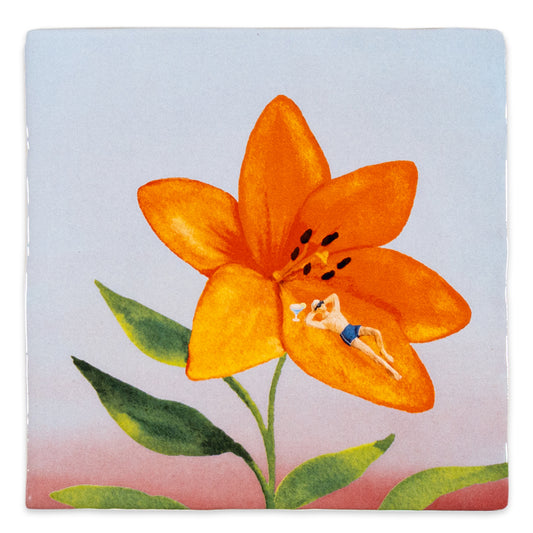 Tegeltje oranje lelie en zonnebaden