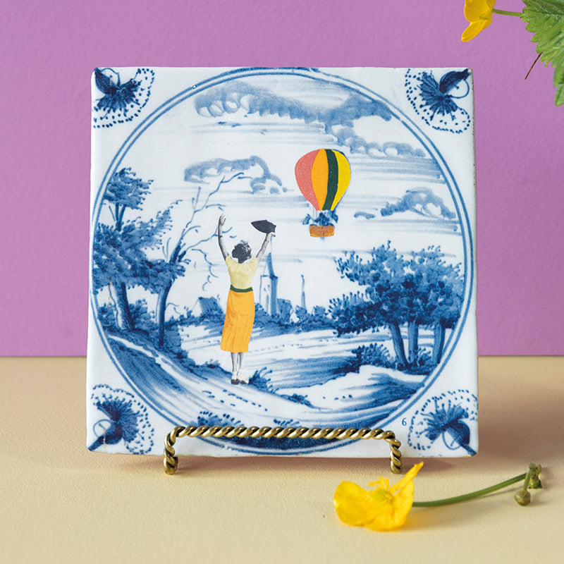 Hello Goodbye tegeltje met luchtballon in gouden houder